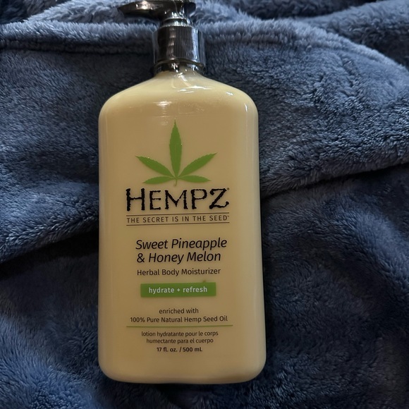 Hempz Bath & Body New Hempz Lotion Poshmark